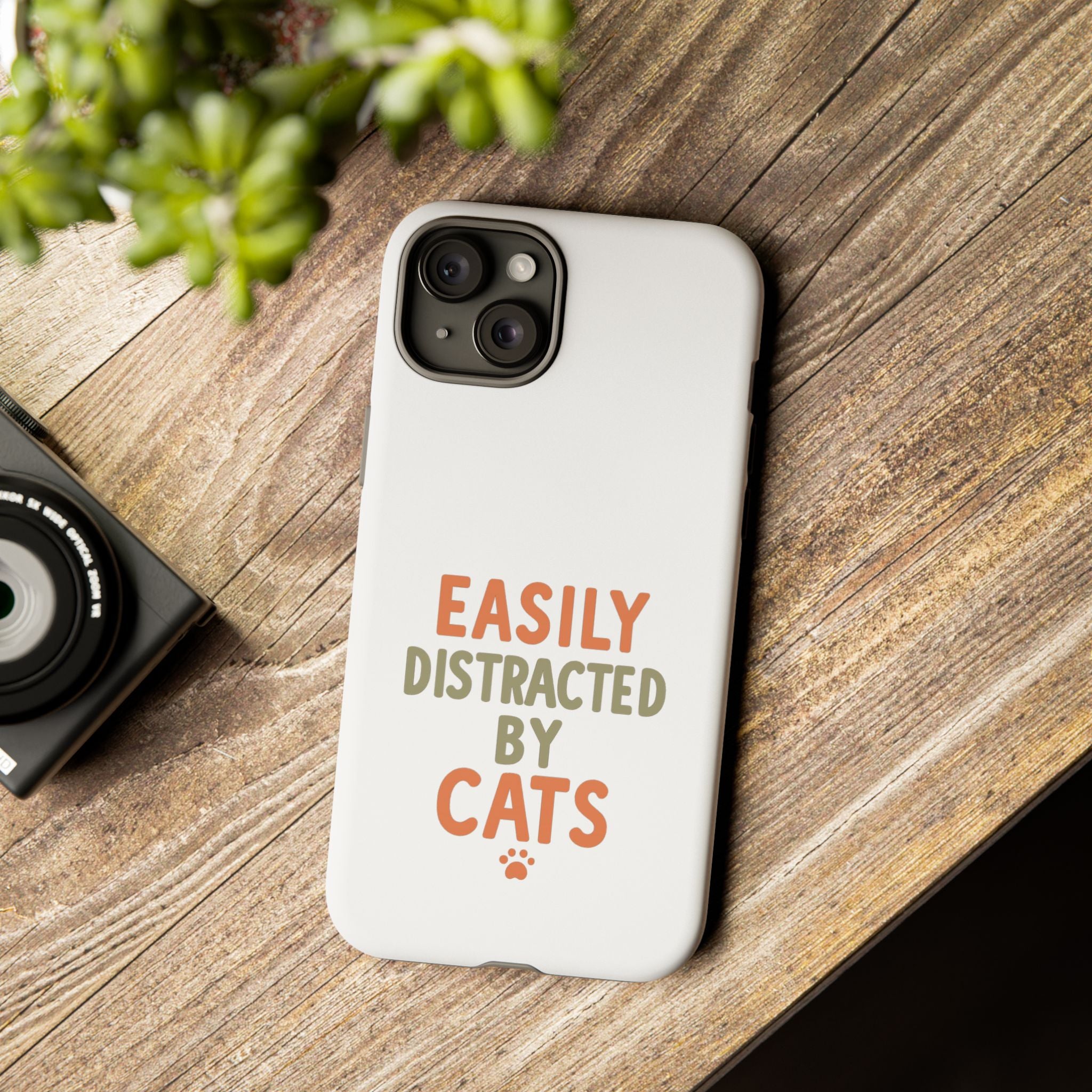 Cattracted Case