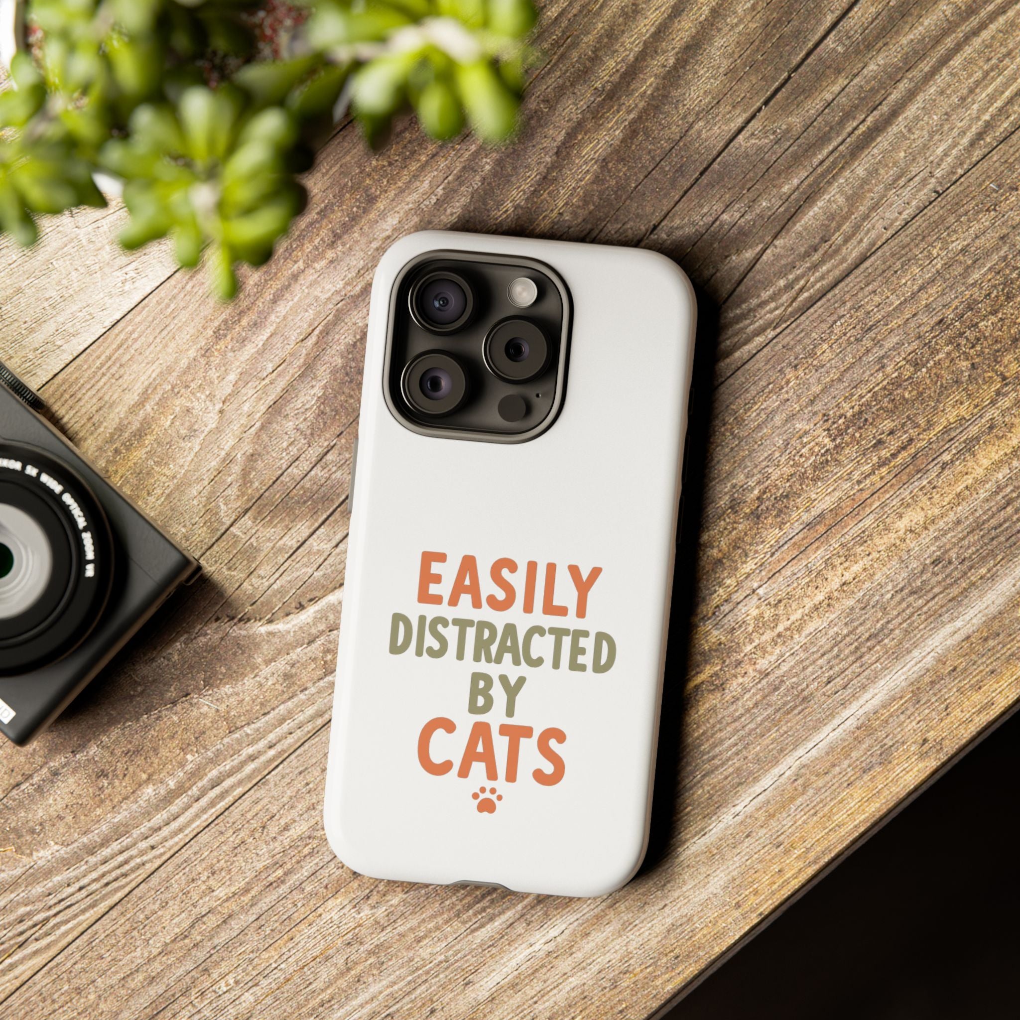 Cattracted Case